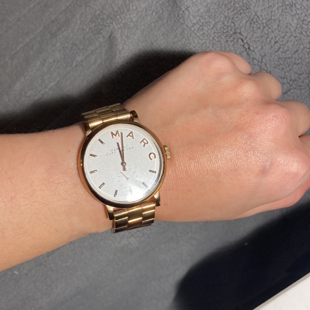 Gold Marc Jacobs Watch - Picture 4 of 4